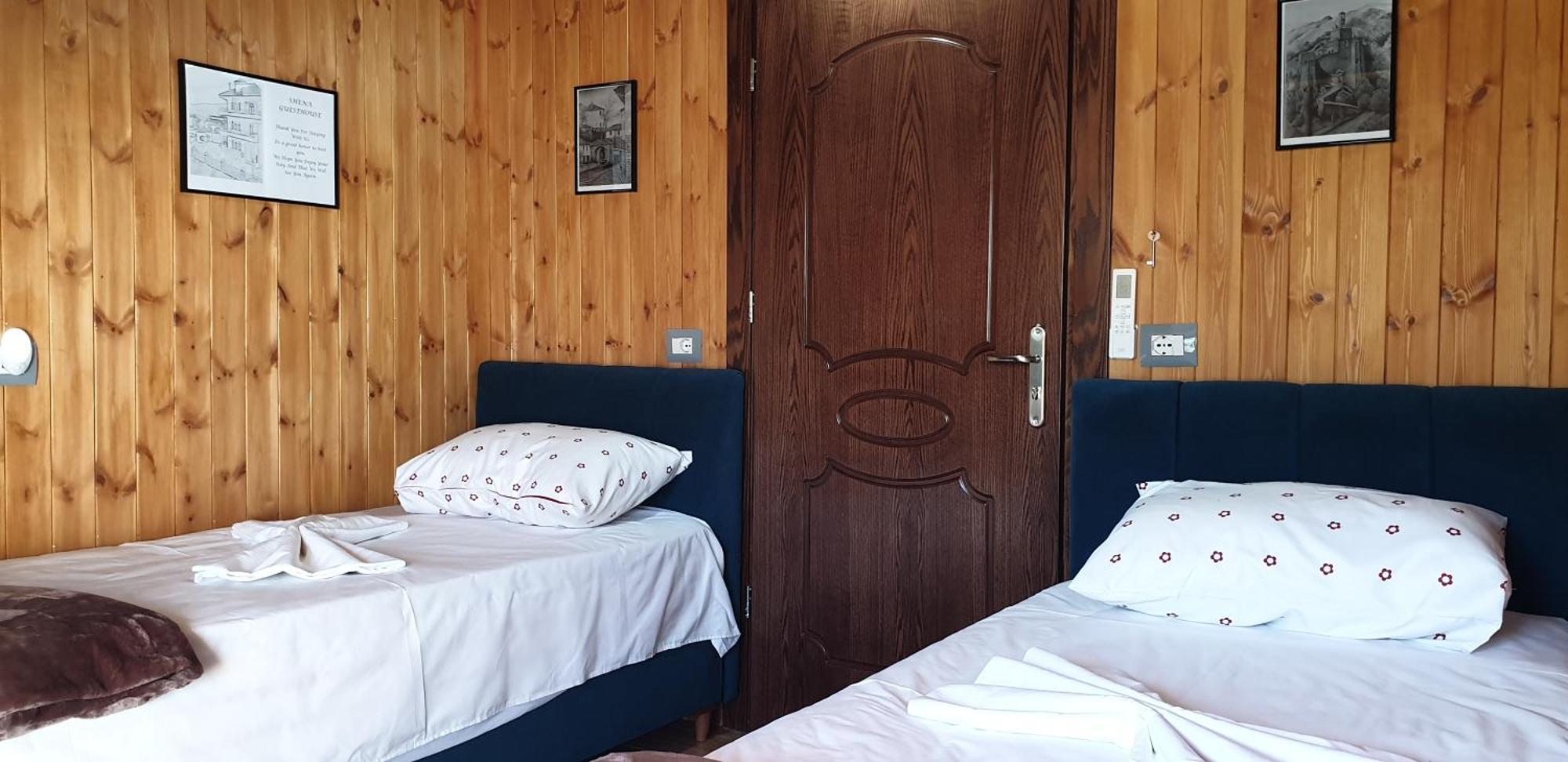Shena Guest House Гірокастра Екстер'єр фото