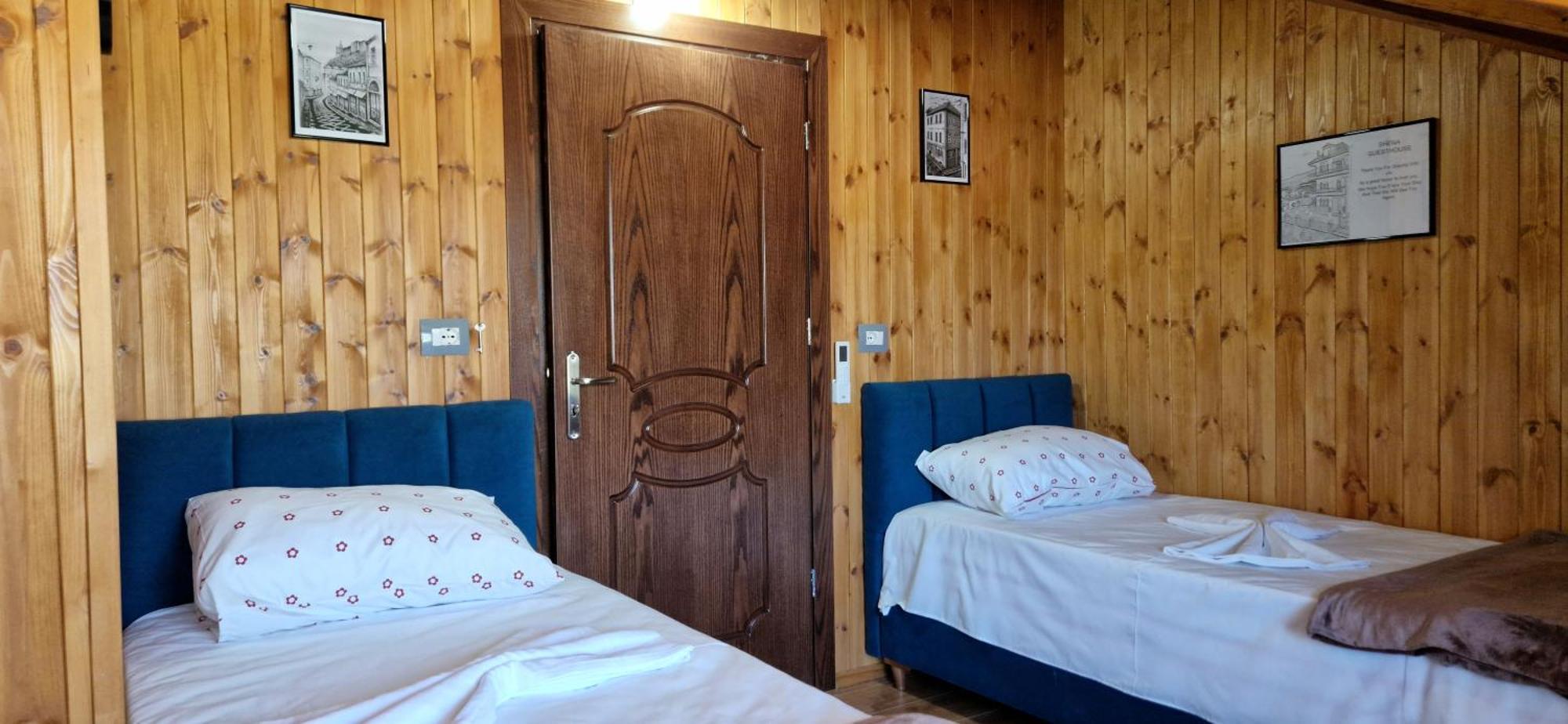 Shena Guest House Гірокастра Екстер'єр фото