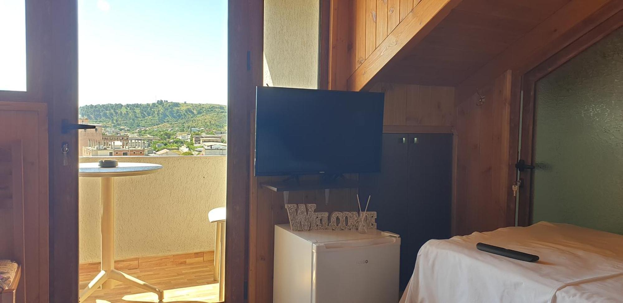 Shena Guest House Гірокастра Екстер'єр фото